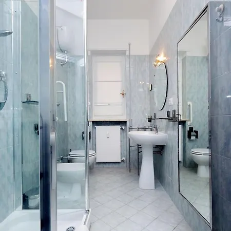 Ych-trastevere Cozy Flat For 8 People * Roma