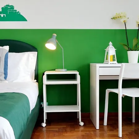 Ych-trastevere Cozy Flat For 8 People * Roma