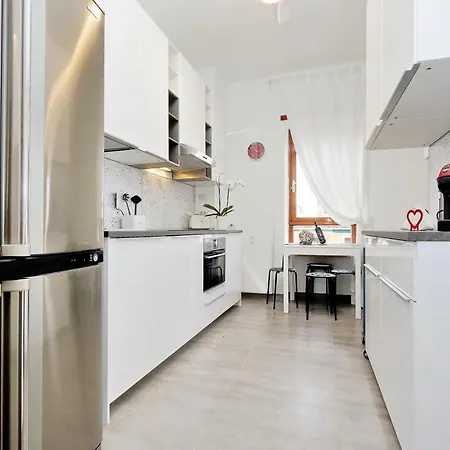 Apartment Ych-trastevere Cozy Flat For 8 People *