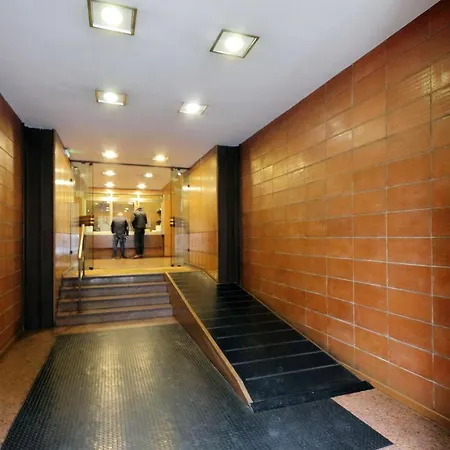 Ych-trastevere Cozy Flat For 8 People Roma